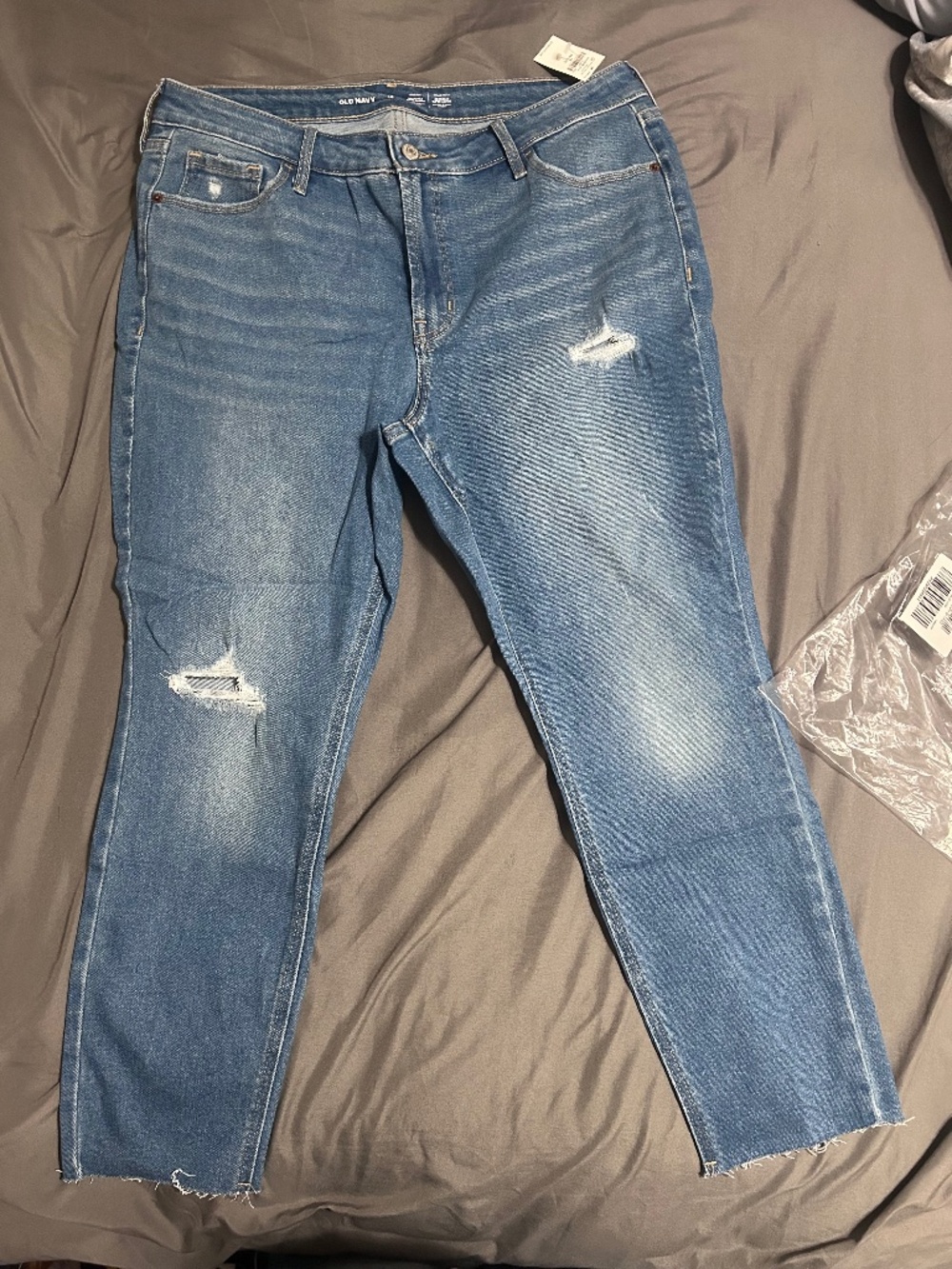 NWT Old Navy High Rise Rockstar Super Skinny Jeans 14 Petite Distressed